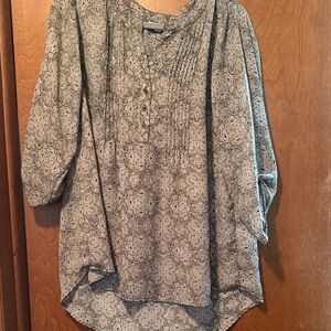 Westport Black and Gray Floral Blouse